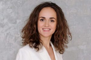 Olga Riabushenko Headshot Featured Image